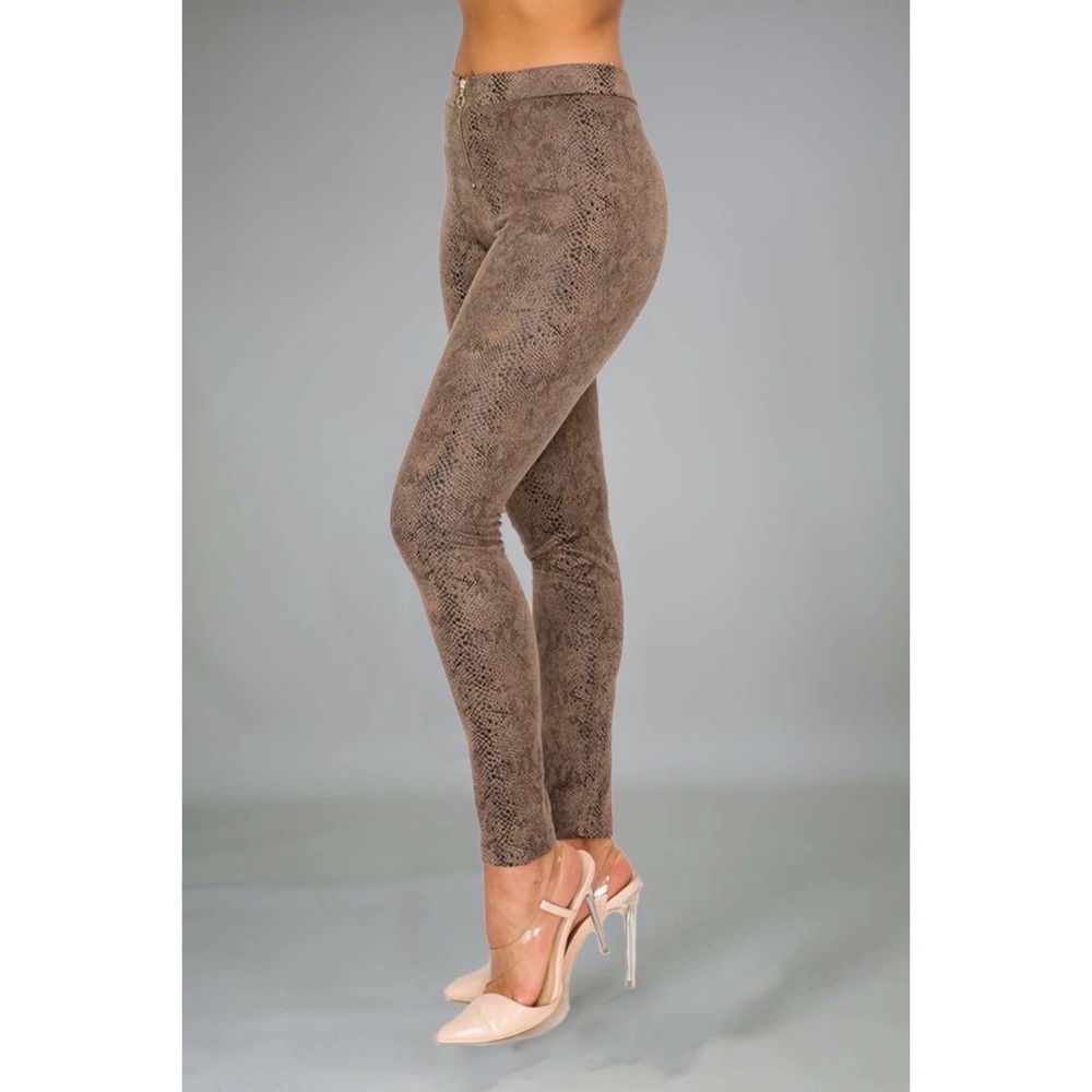 Vegan Leather Snake 🐍 Pants